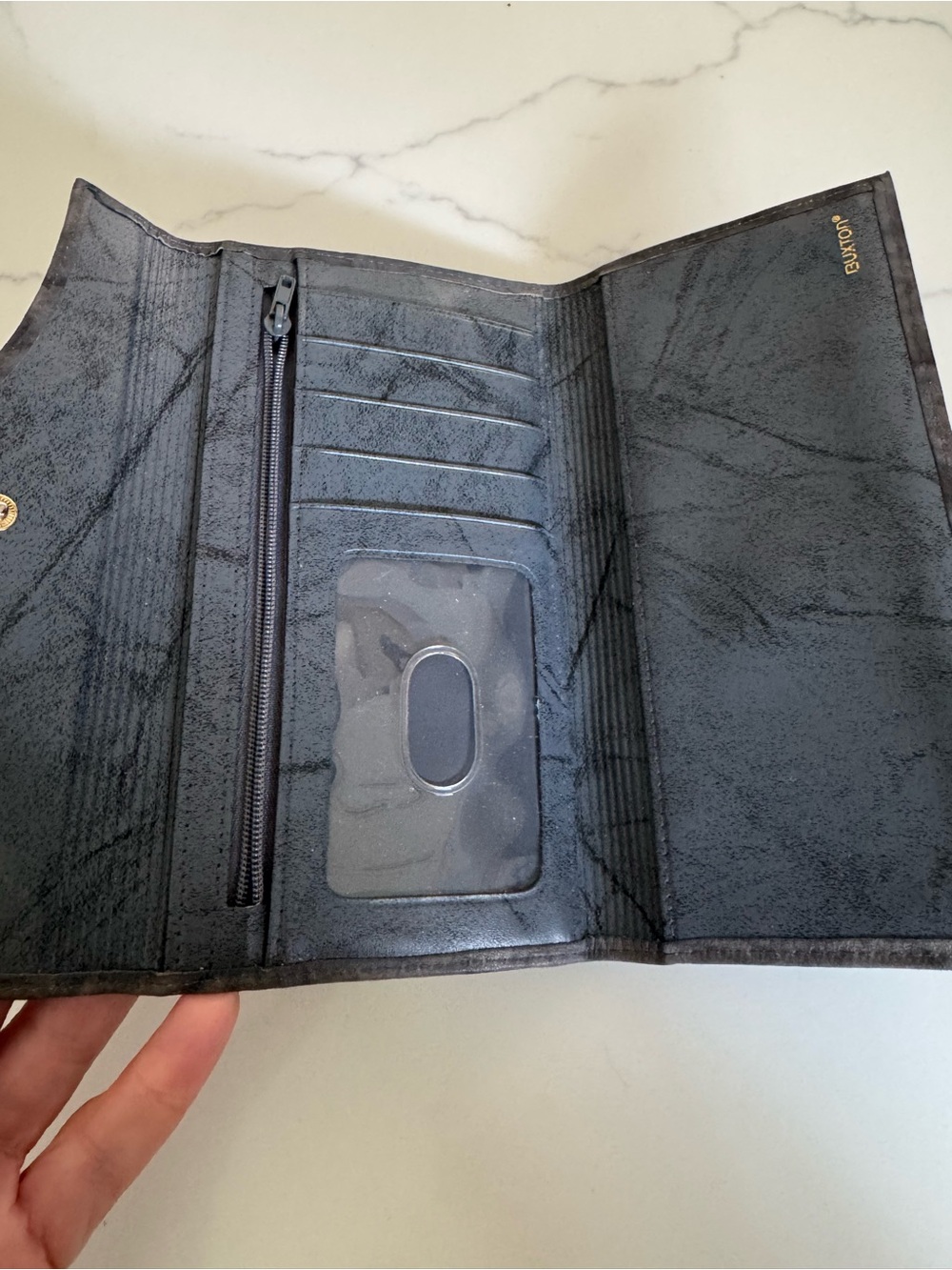 Buxton Heiress Leather Organizer Wallet - Picture 4 of 9